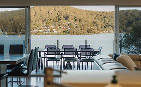 11 East Gosford Luxury Waterfront House With Private Wharf
